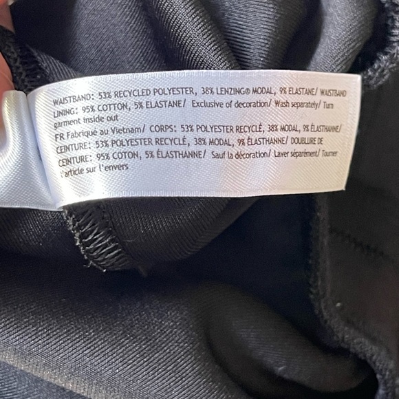 LULULEMON Softstreme Gathered T-Shirt Black Dark Grey Short Sleeve Top Sz 2 - Picture 8 of 8